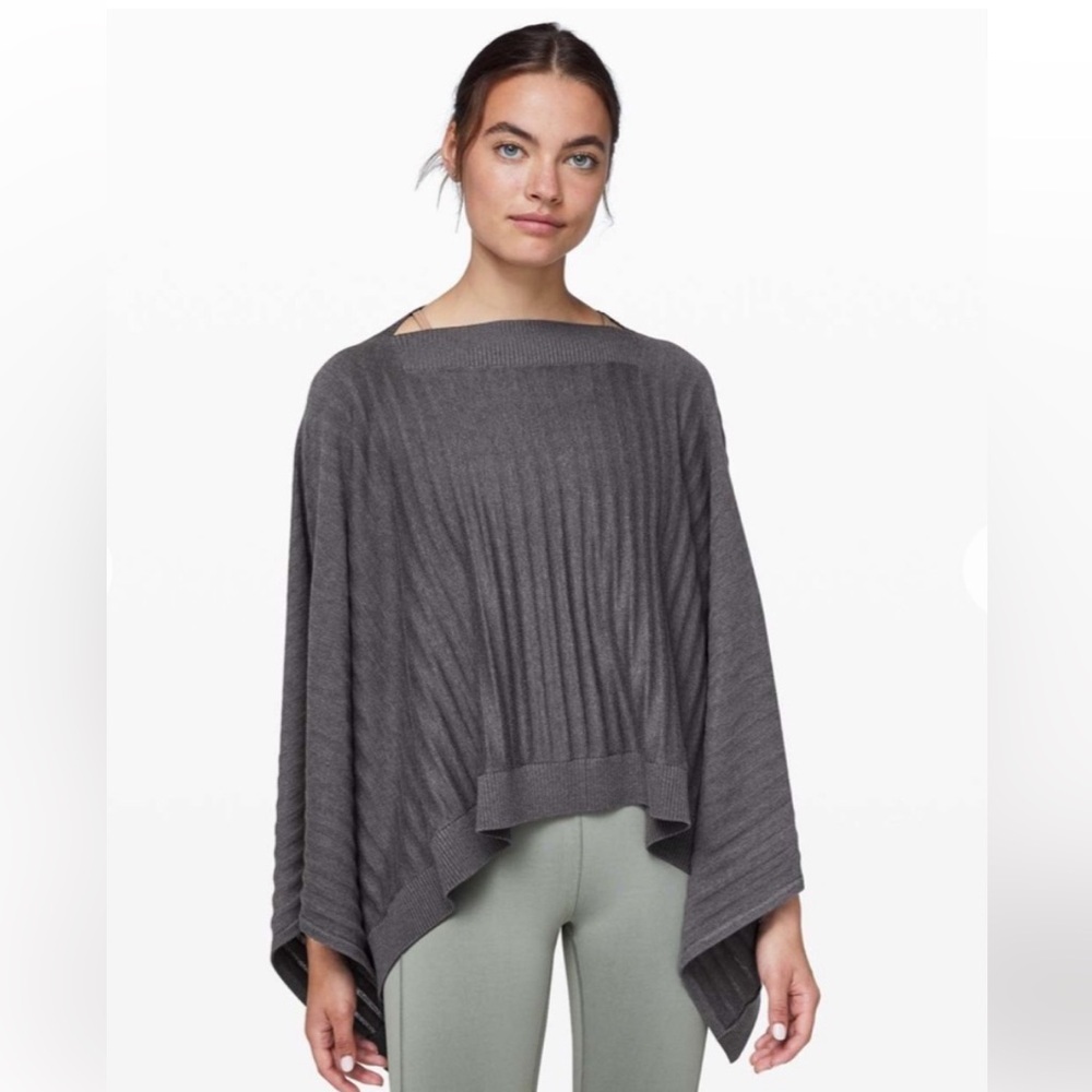 Lululemon Forward Flow Poncho Women’s OSFM Gray Silk Blend Ribbed Kimono Cape
